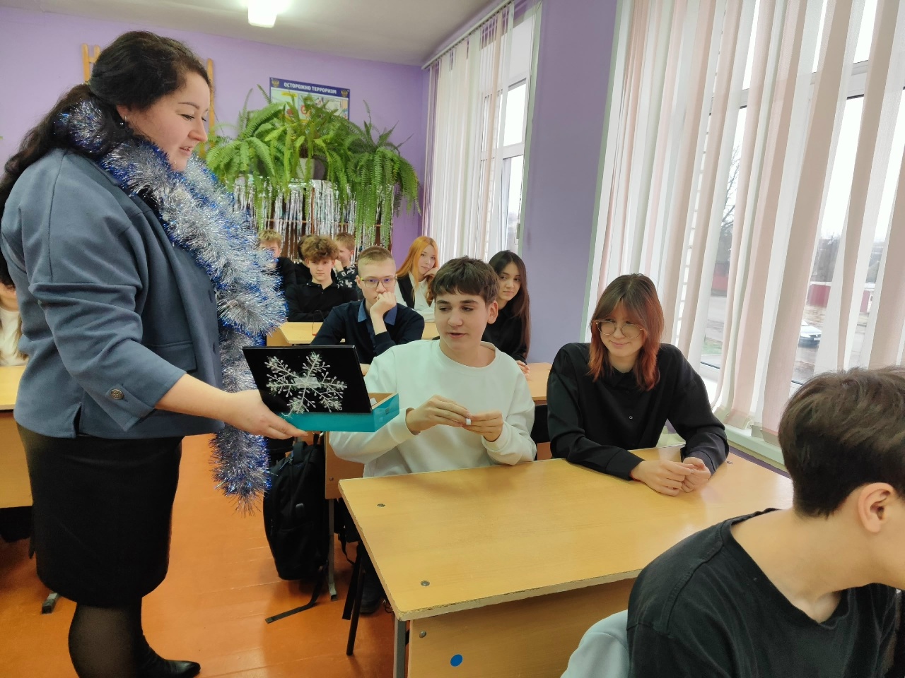 Новогодние приключения с библиотекой Новогодние приключения с библиотекой